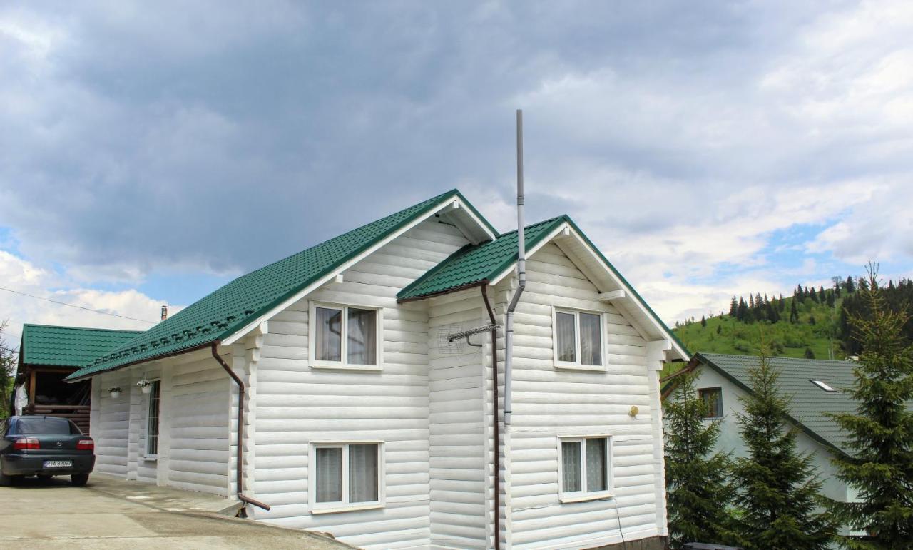 Hotel Мала Одеса Yablunytsya Exterior foto