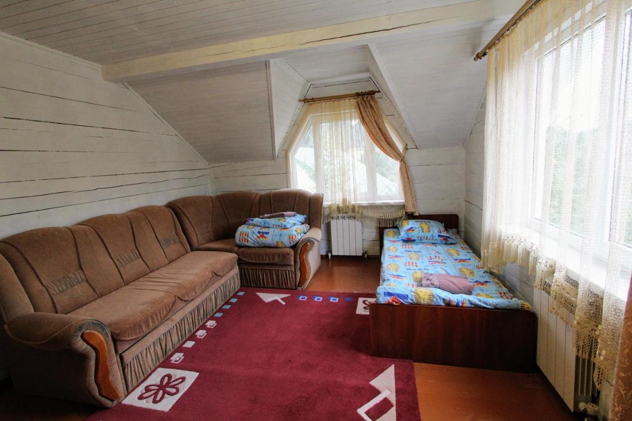 Hotel Мала Одеса Yablunytsya Exterior foto