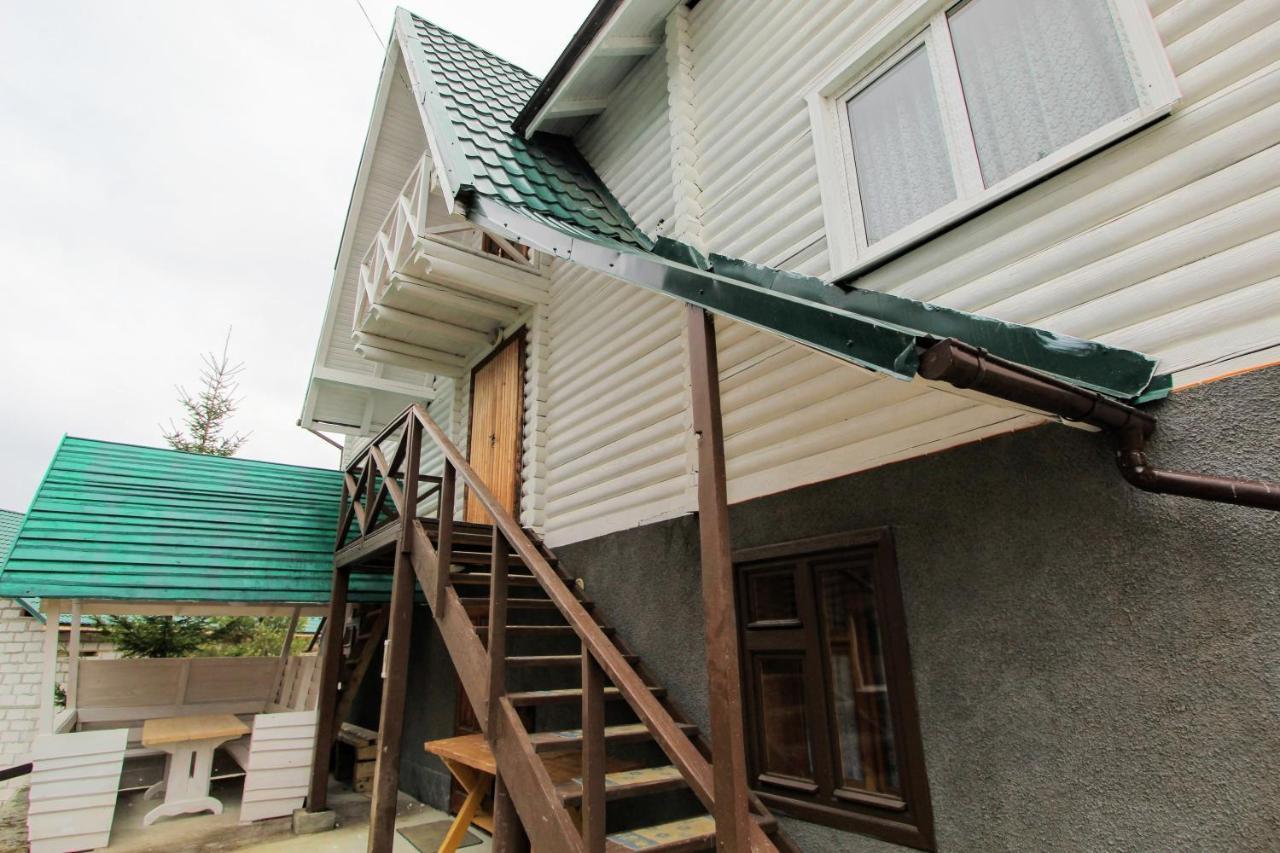 Hotel Мала Одеса Yablunytsya Exterior foto