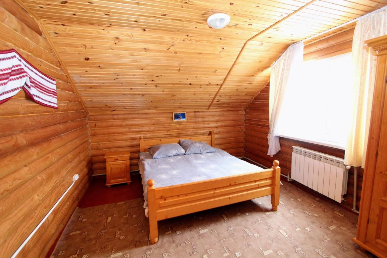 Hotel Мала Одеса Yablunytsya Exterior foto
